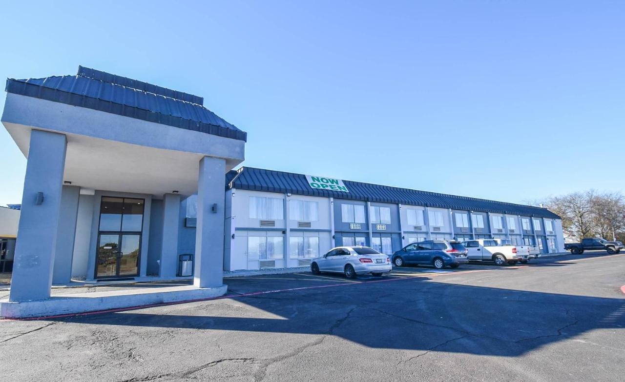 Quality Inn & Suites Sulphur Springs Kültér fotó