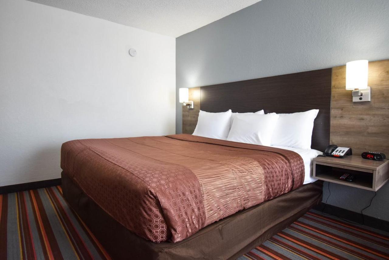 Quality Inn & Suites Sulphur Springs Kültér fotó