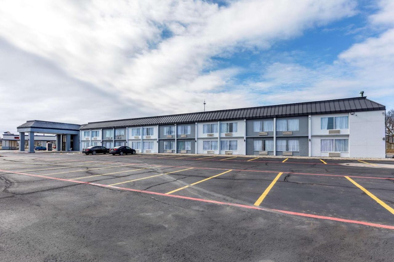 Quality Inn & Suites Sulphur Springs Kültér fotó