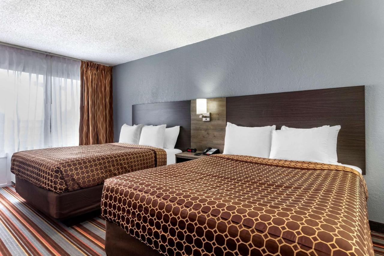 Quality Inn & Suites Sulphur Springs Kültér fotó