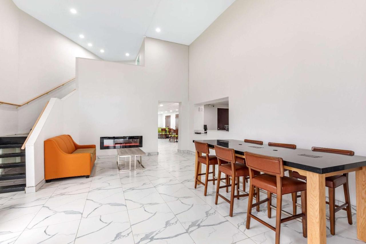 Quality Inn & Suites Sulphur Springs Kültér fotó