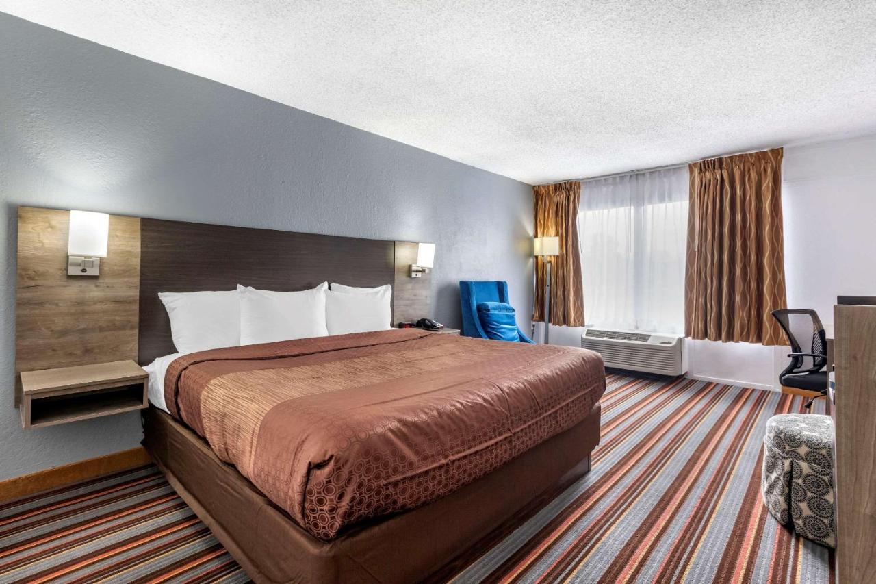 Quality Inn & Suites Sulphur Springs Kültér fotó