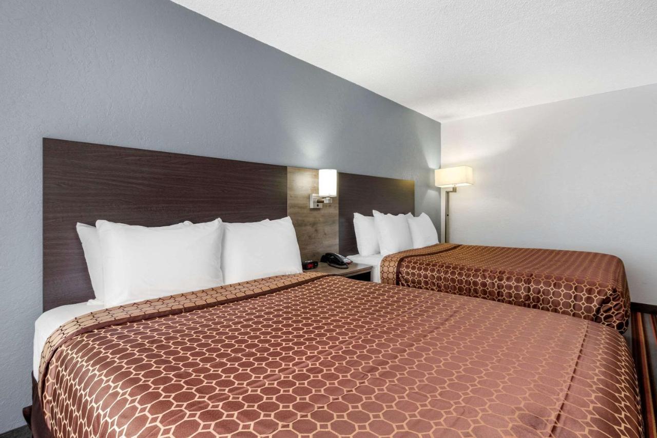 Quality Inn & Suites Sulphur Springs Kültér fotó