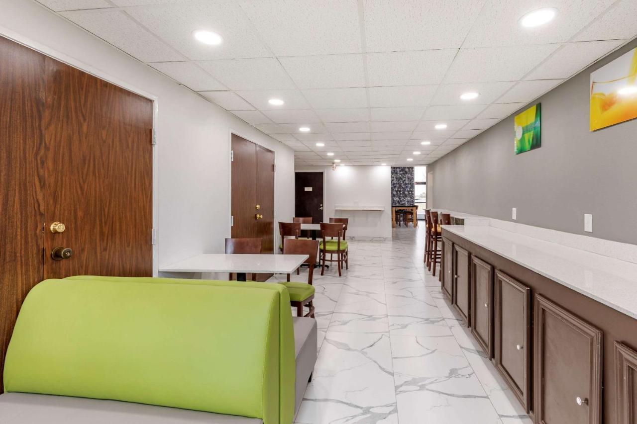 Quality Inn & Suites Sulphur Springs Kültér fotó